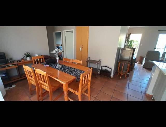 2 BEDROOM COMPLEX FOR SALE IN ELDORAIGNE